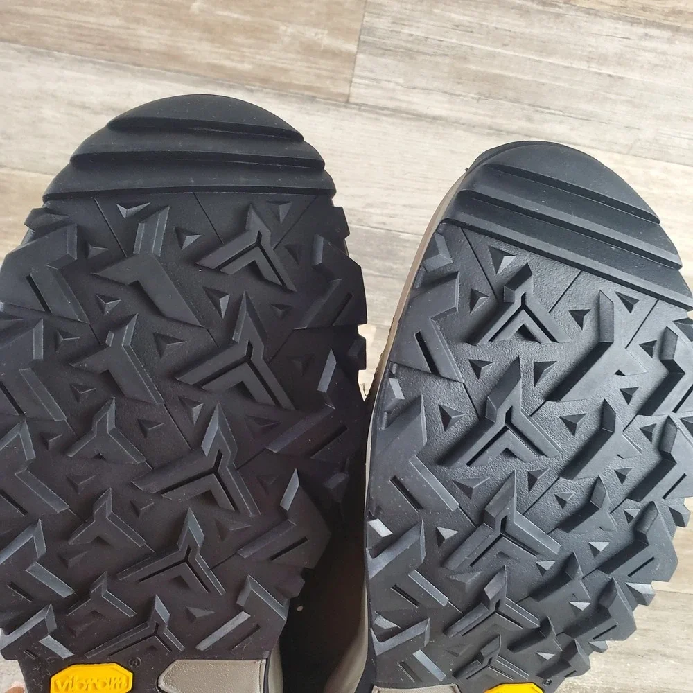 The North Face new without